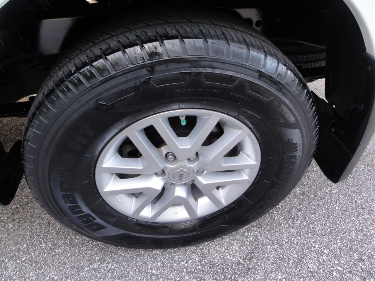 2018 Nissan Frontier SV Crew cab - Photo 30 - Deland, FL 32720