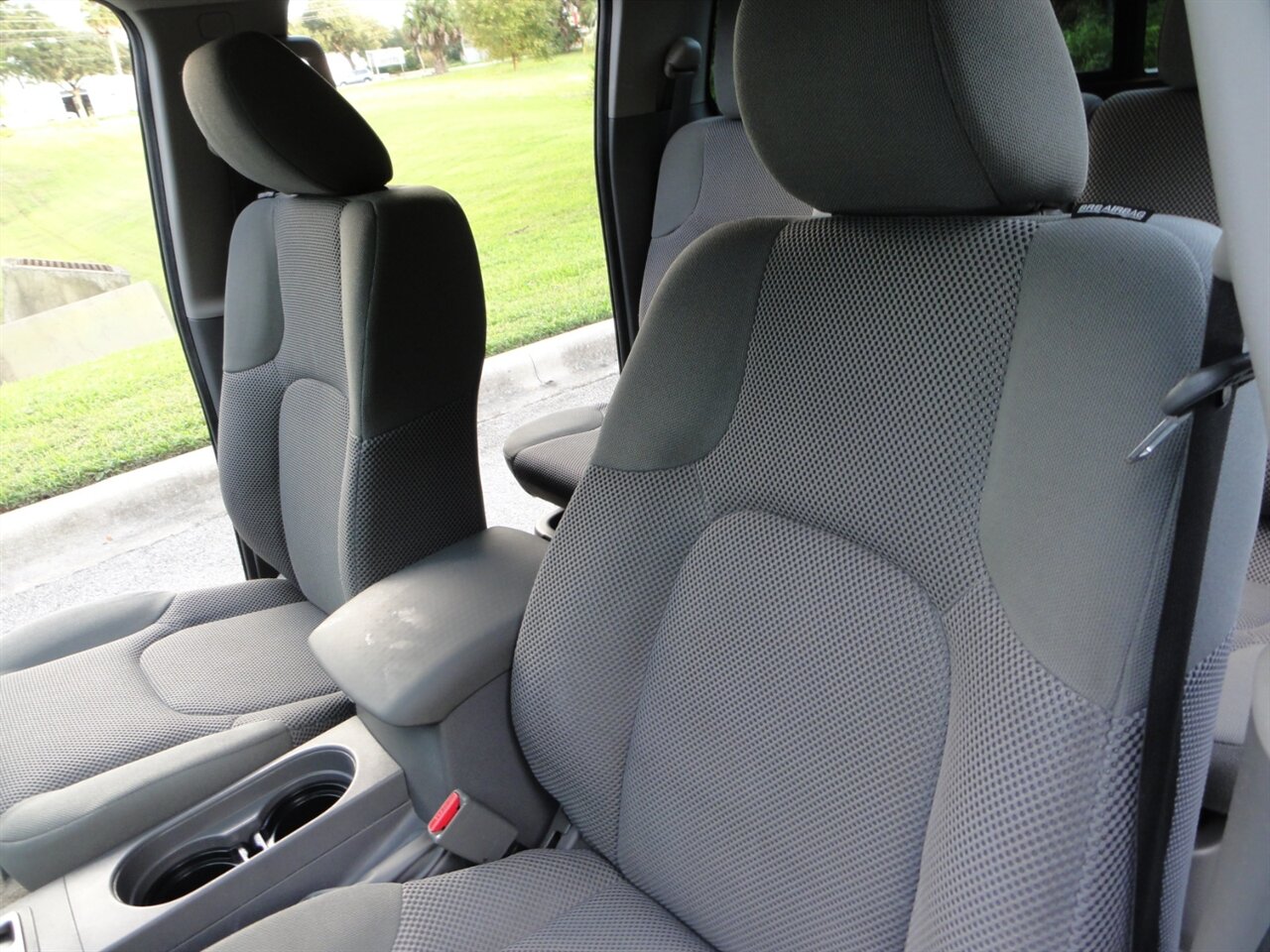 2018 Nissan Frontier SV Crew cab - Photo 34 - Deland, FL 32720