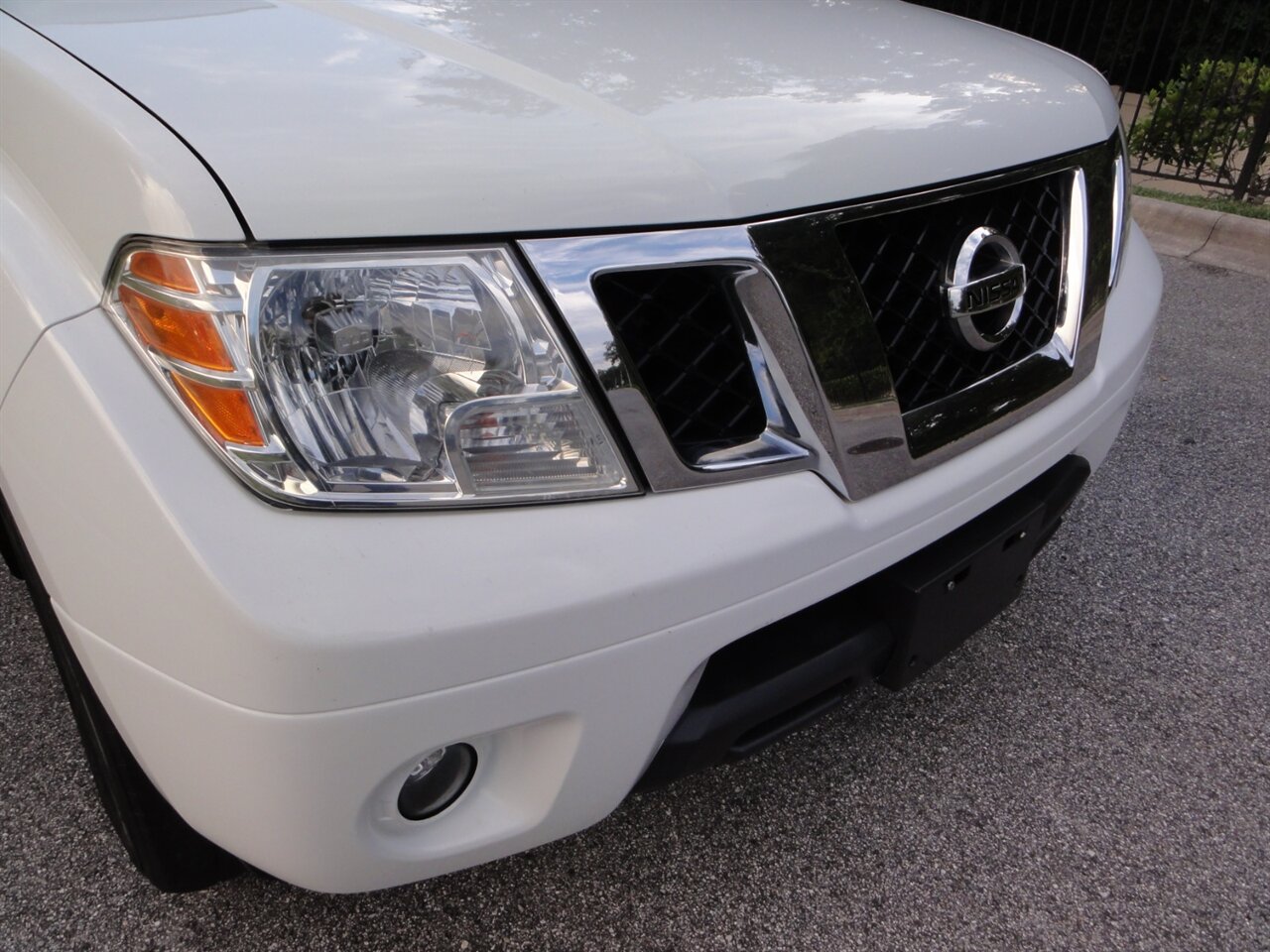 2018 Nissan Frontier SV Crew cab - Photo 6 - Deland, FL 32720