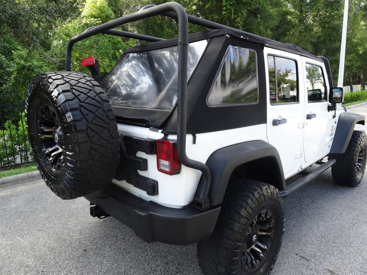 2016 Jeep Wrangler Unlimited Sport  4X4 - Photo 3 - Deland, FL 32720