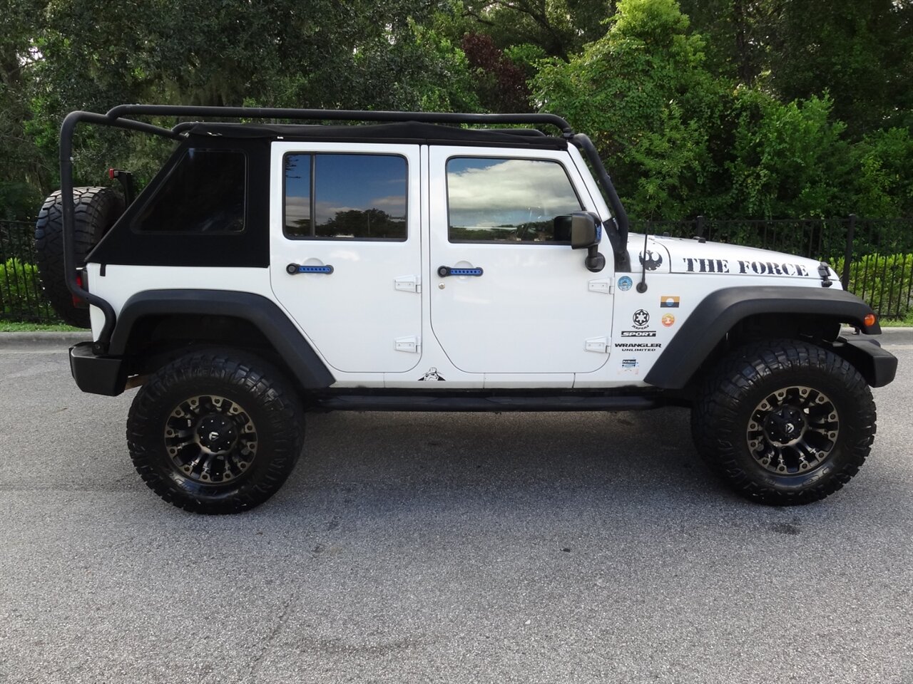 2016 Jeep Wrangler Unlimited Sport  4X4 - Photo 19 - Deland, FL 32720