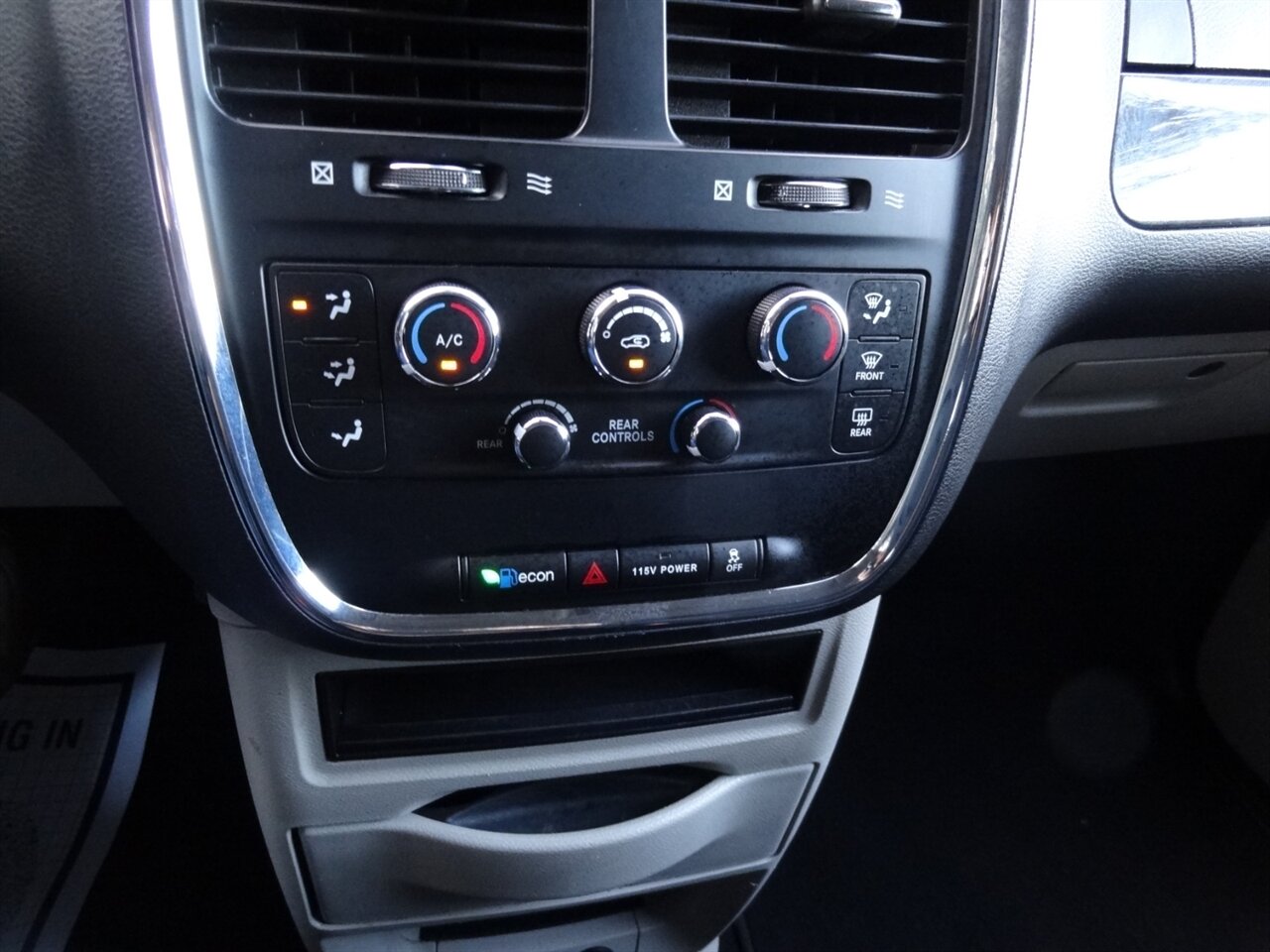 2019 Dodge Grand Caravan SE  Rear DVD entertainment - Photo 48 - Deland, FL 32720