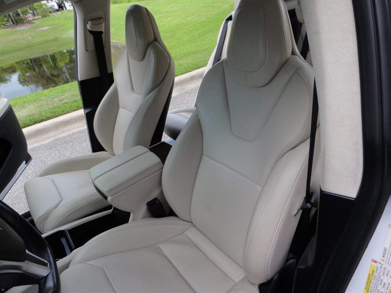 2018 Tesla Model X 75D Premium - Photo 37 - Deland, FL 32720