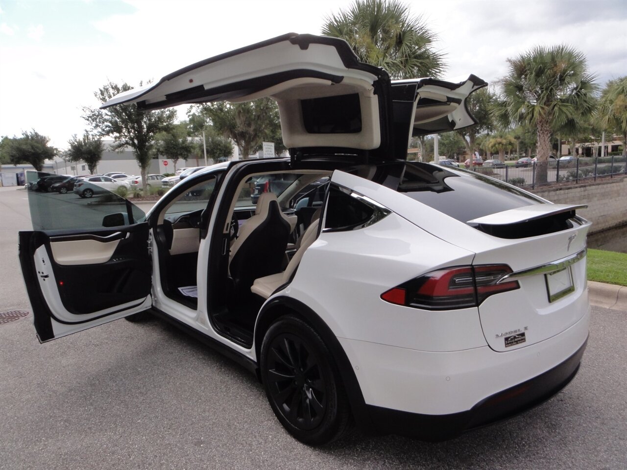 2018 Tesla Model X 75D Premium - Photo 26 - Deland, FL 32720