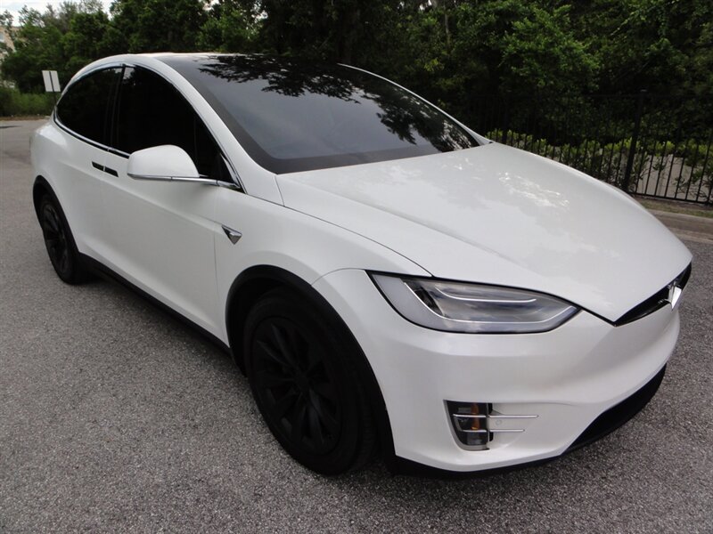 2018 Tesla Model X 75D  Premium