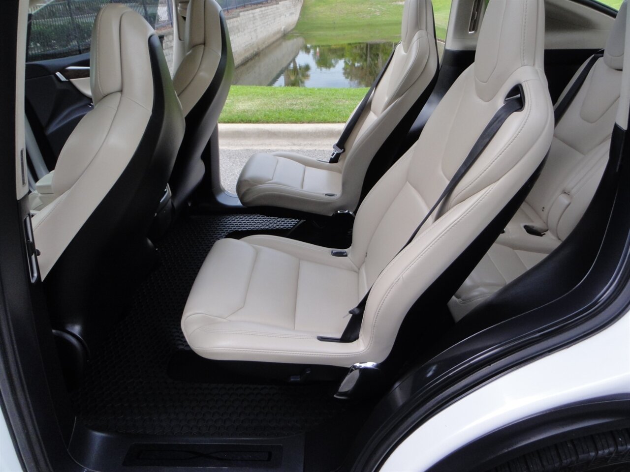 2018 Tesla Model X 75D Premium - Photo 40 - Deland, FL 32720