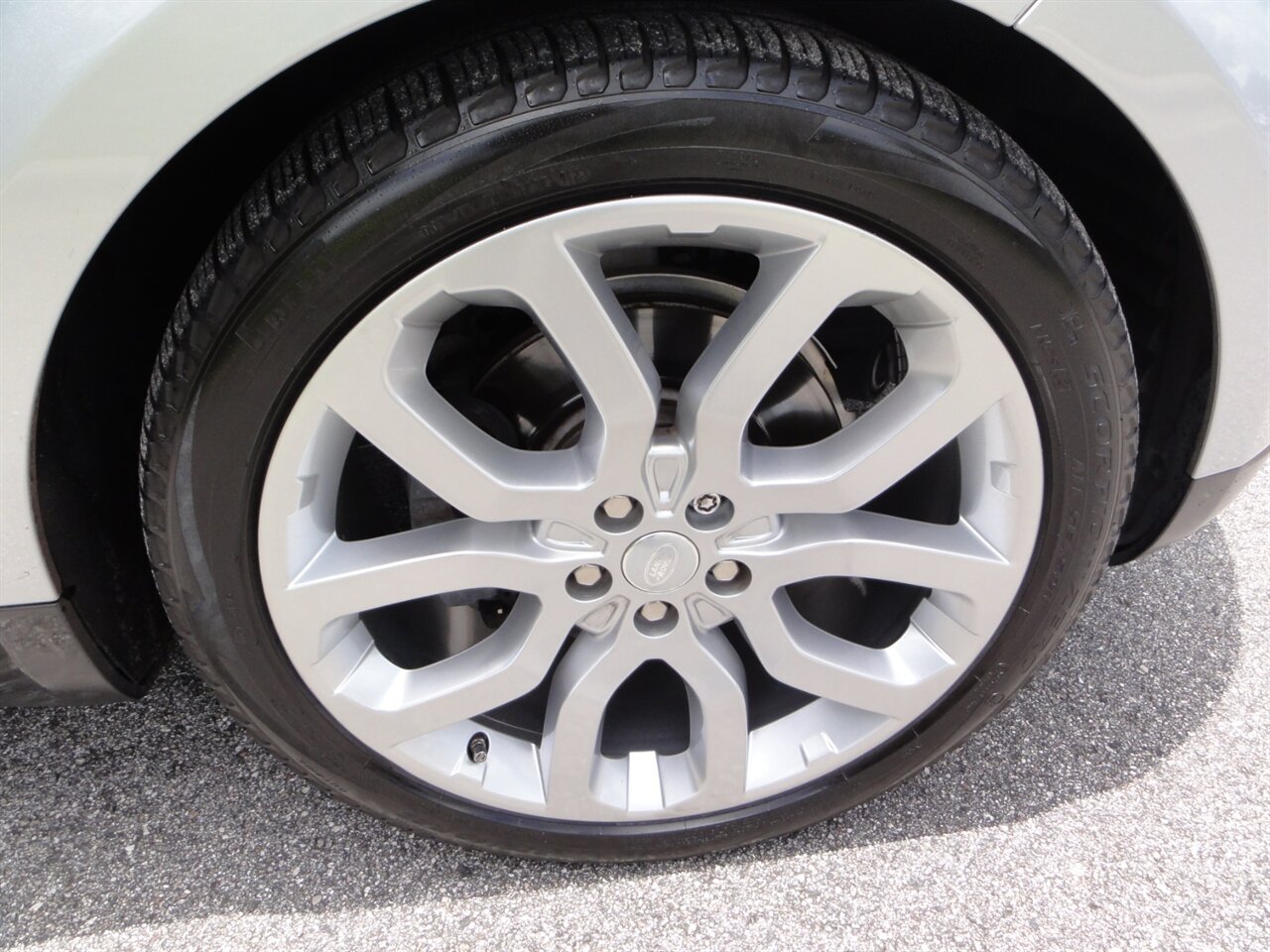 2017 Land Rover Range Rover Sport HSE Premium AWD - Photo 23 - Deland, FL 32720