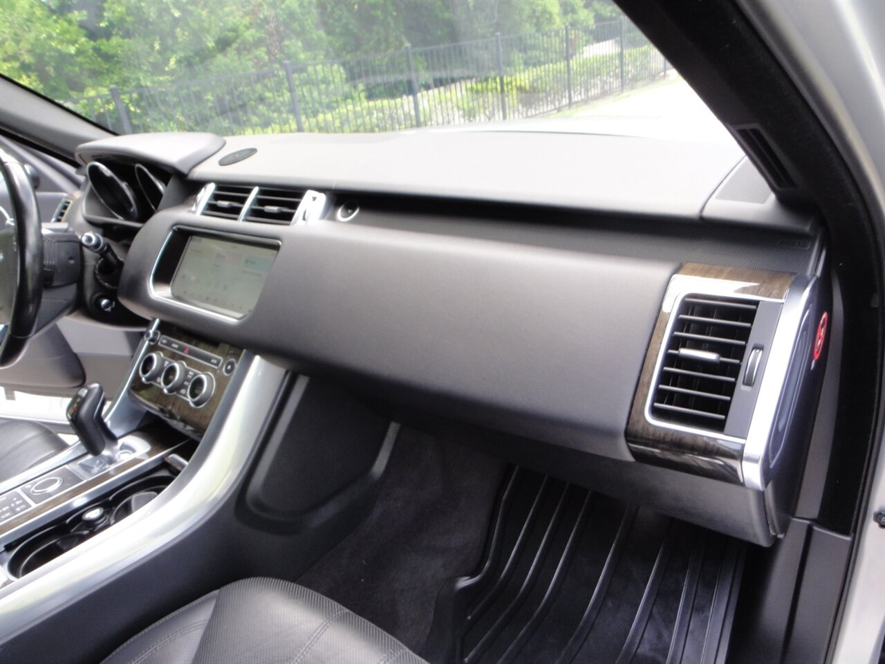 2017 Land Rover Range Rover Sport HSE Premium AWD - Photo 45 - Deland, FL 32720
