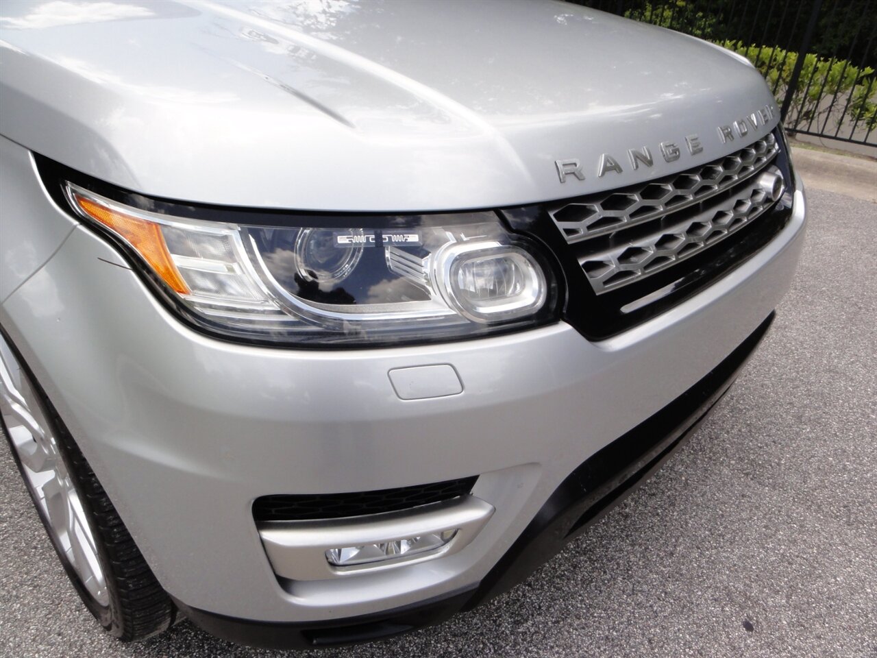 2017 Land Rover Range Rover Sport HSE Premium AWD - Photo 7 - Deland, FL 32720