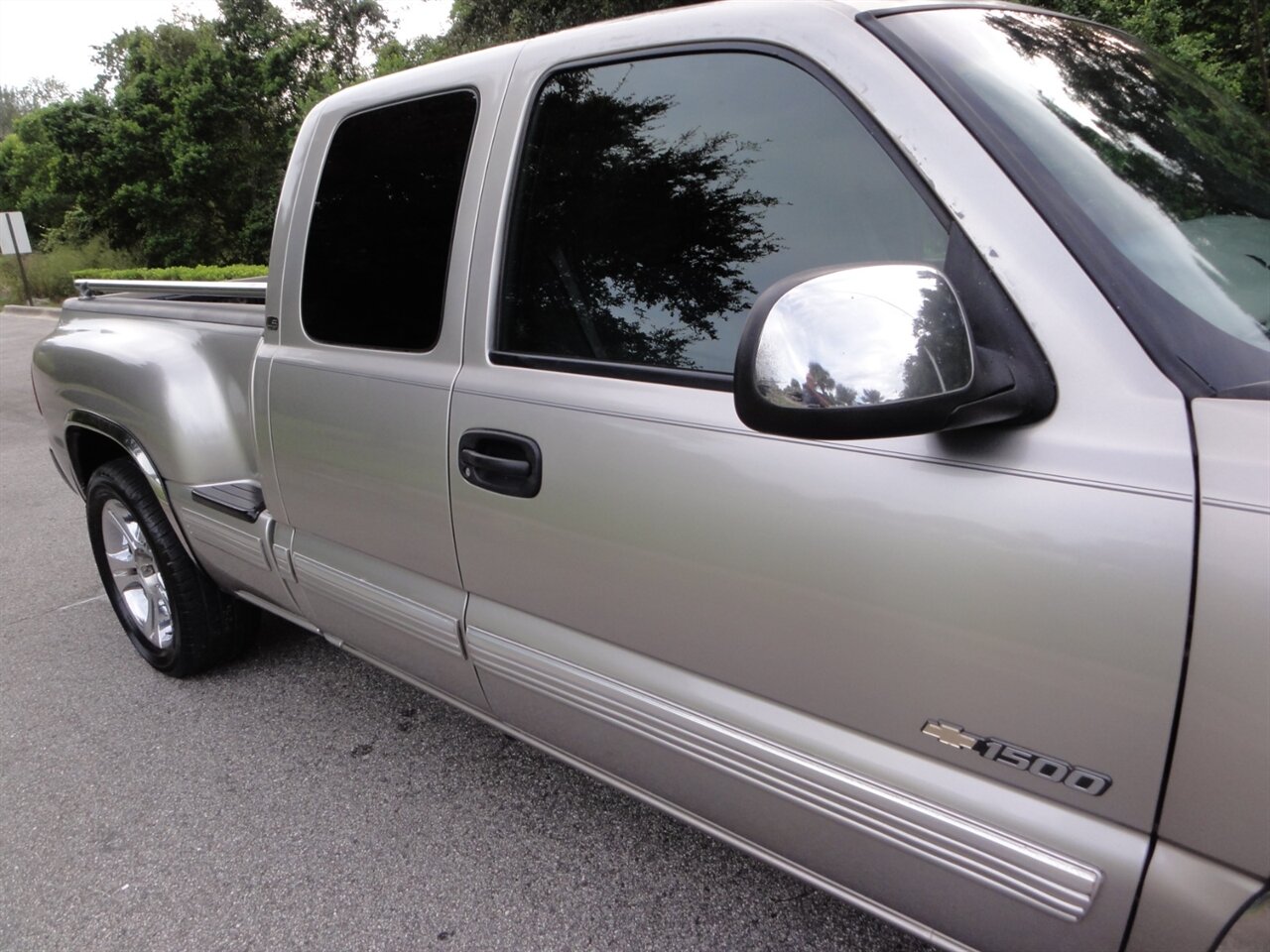 2001 Chevrolet Silverado 1500 LS Style side - Photo 10 - Deland, FL 32720