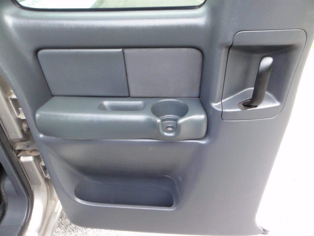 2001 Chevrolet Silverado 1500 LS Style side - Photo 39 - Deland, FL 32720