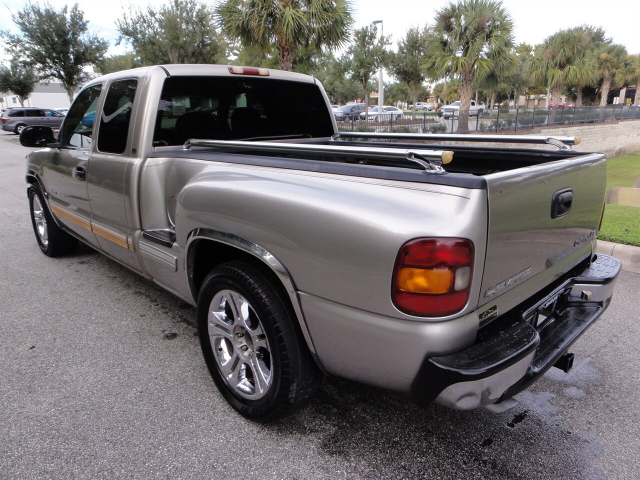 2001 Chevrolet Silverado 1500 LS Style side - Photo 3 - Deland, FL 32720