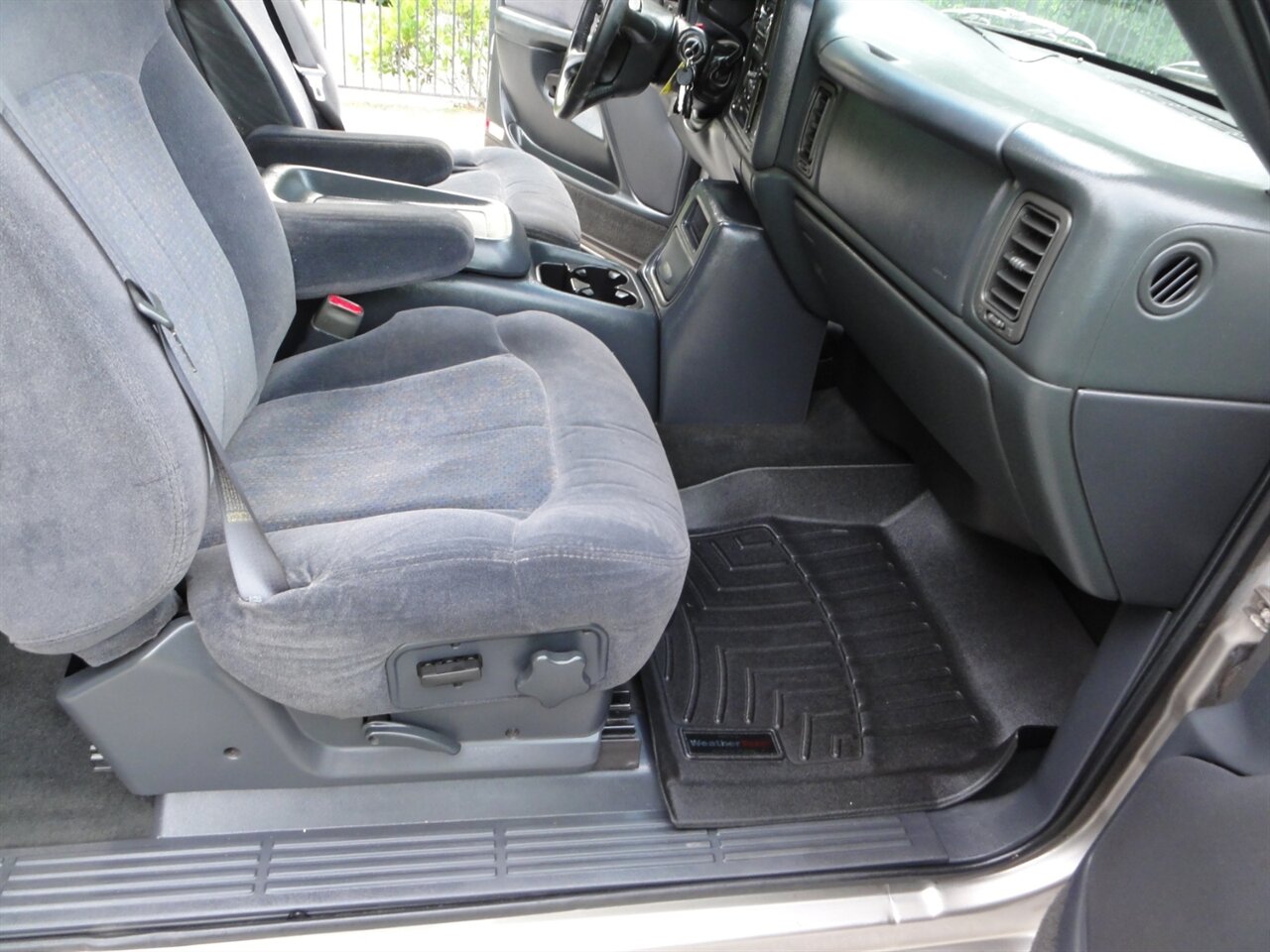 2001 Chevrolet Silverado 1500 LS Style side - Photo 42 - Deland, FL 32720