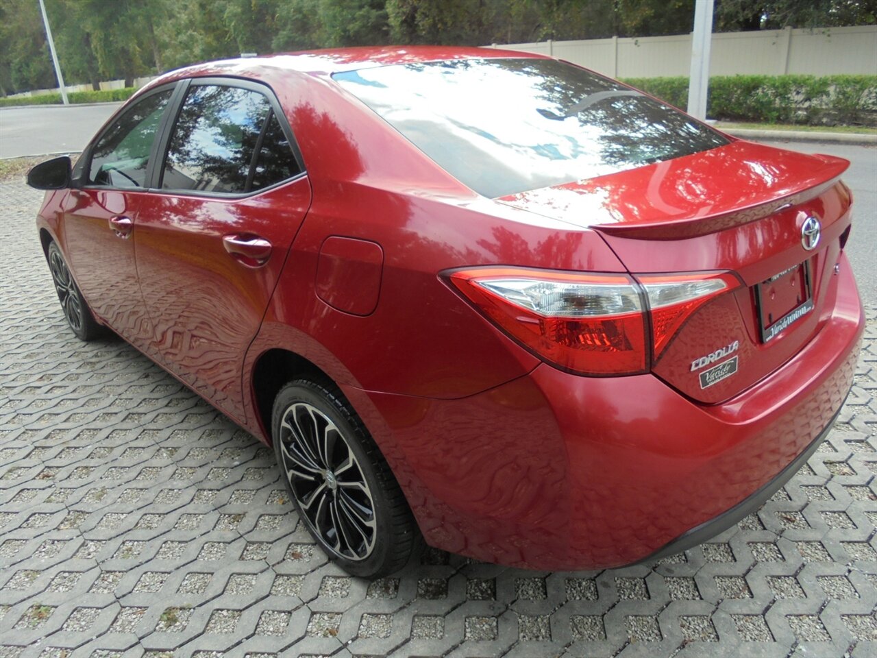 2015 Toyota Corolla S  Premium   - Photo 4 - Deland, FL 32720