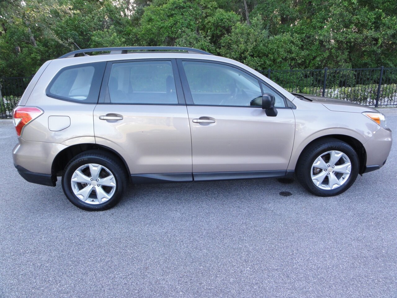 2015 Subaru Forester 2.5i Premium - Photo 15 - Deland, FL 32720
