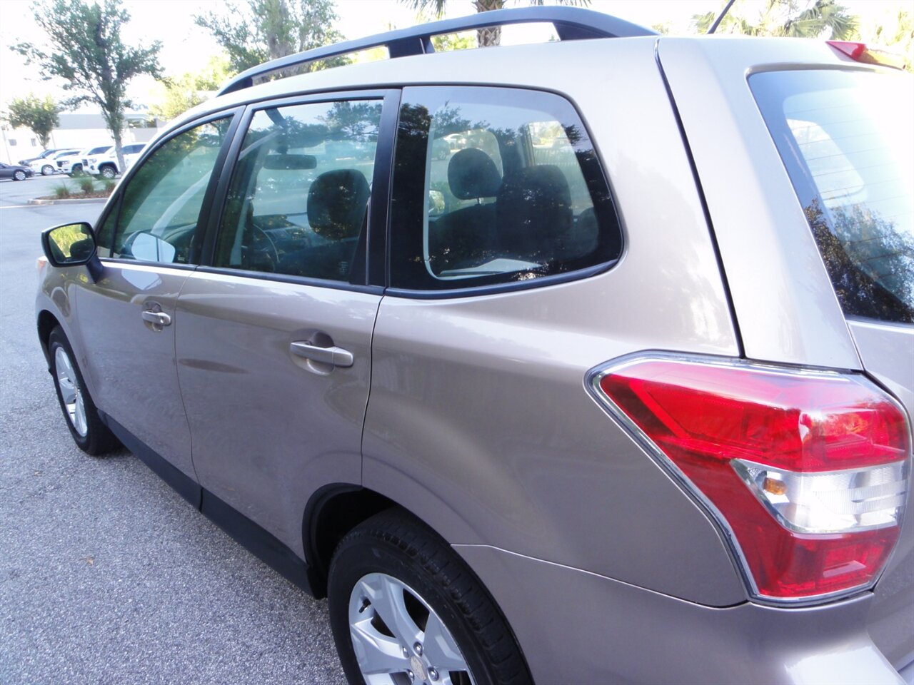 2015 Subaru Forester 2.5i Premium - Photo 12 - Deland, FL 32720