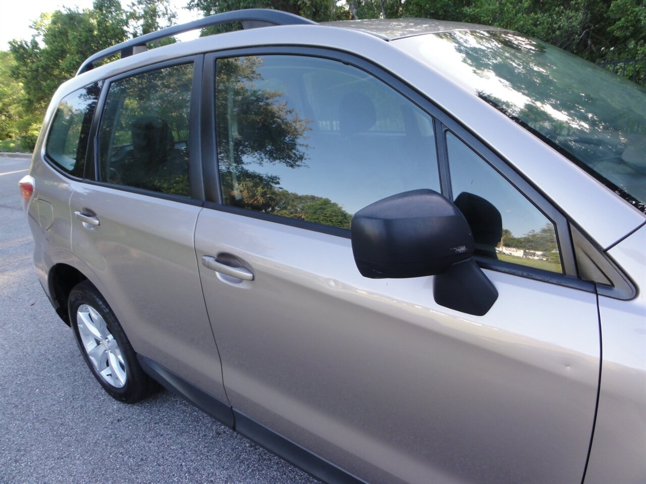 2015 Subaru Forester 2.5i Premium - Photo 10 - Deland, FL 32720