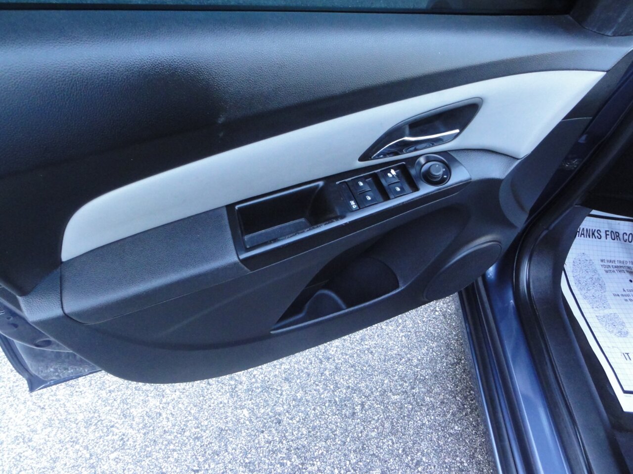 2013 Chevrolet Cruze LS Auto - Photo 27 - Deland, FL 32720