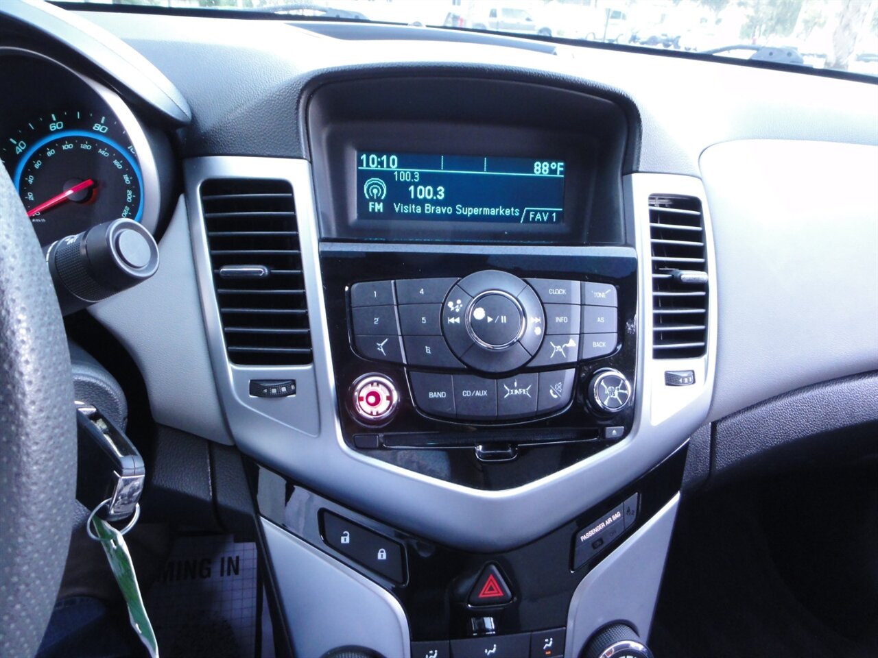 2013 Chevrolet Cruze LS Auto - Photo 44 - Deland, FL 32720