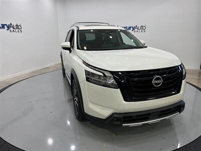 2023 Nissan Pathfinder Platinum   - Photo 4 - Austin, TX 78753