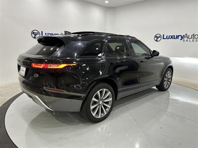 2018 Land Rover Range Rover Velar SE R-Dynamic   - Photo 8 - Austin, TX 78753