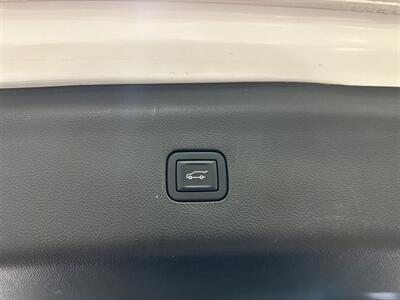 2022 Buick Enclave Premium Group   - Photo 35 - Austin, TX 78753