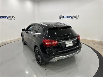 2018 Mercedes-Benz GLA GLA 250   - Photo 8 - Austin, TX 78753