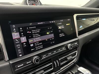 2020 Porsche Macan   - Photo 18 - Austin, TX 78753