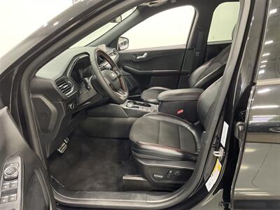 2023 Ford Escape ST-Line   - Photo 11 - Austin, TX 78753