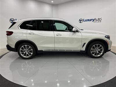 2023 BMW X5 sDrive40i   - Photo 5 - Austin, TX 78753