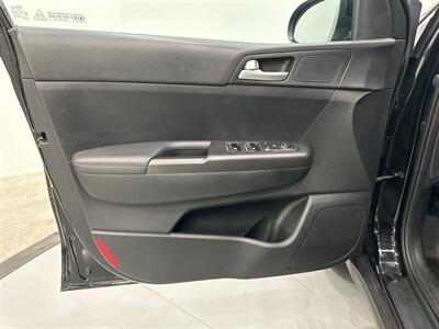 2021 Kia Sportage LX   - Photo 9 - Austin, TX 78753