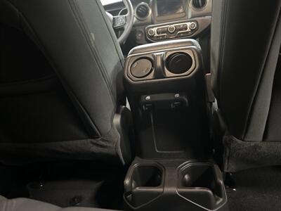 2023 Jeep Wrangler Sport S   - Photo 18 - Austin, TX 78753