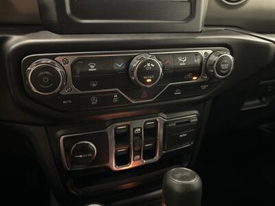 2023 Jeep Wrangler Sport S   - Photo 32 - Austin, TX 78753