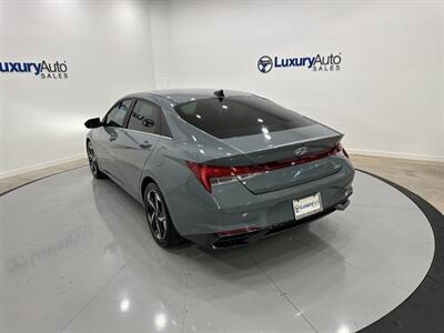 2023 Hyundai ELANTRA Limited   - Photo 8 - Austin, TX 78753