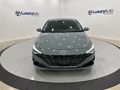 2023 Hyundai ELANTRA Limited   - Photo 2 - Austin, TX 78753