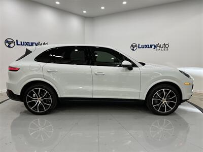 2021 Porsche Cayenne S   - Photo 5 - Austin, TX 78753