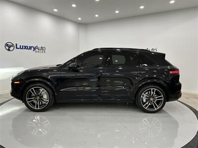 2019 Porsche Cayenne Turbo   - Photo 4 - Austin, TX 78753