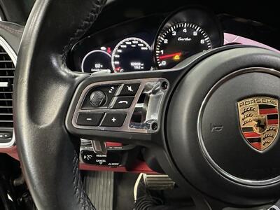 2019 Porsche Cayenne Turbo   - Photo 19 - Austin, TX 78753