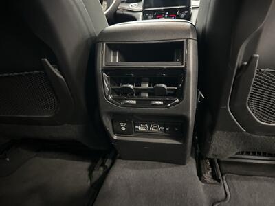 2023 Jeep Grand Cherokee Limited   - Photo 16 - Austin, TX 78753