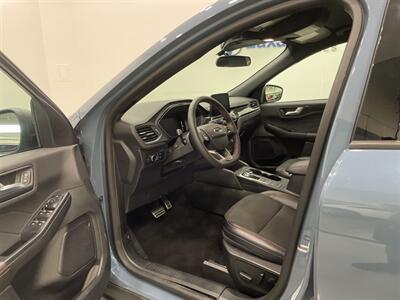 2023 Ford Escape ST-Line   - Photo 10 - Austin, TX 78753