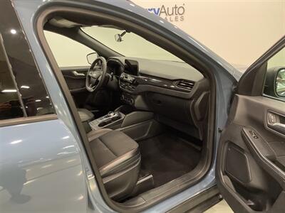 2023 Ford Escape ST-Line   - Photo 13 - Austin, TX 78753