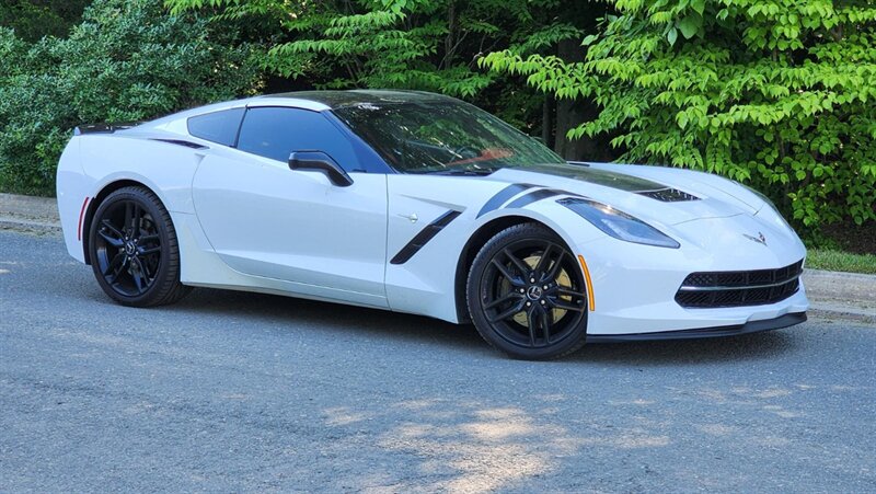 2014 Chevrolet Corvette Stingray Z51   - Photo 2 - Manassas, VA 20112