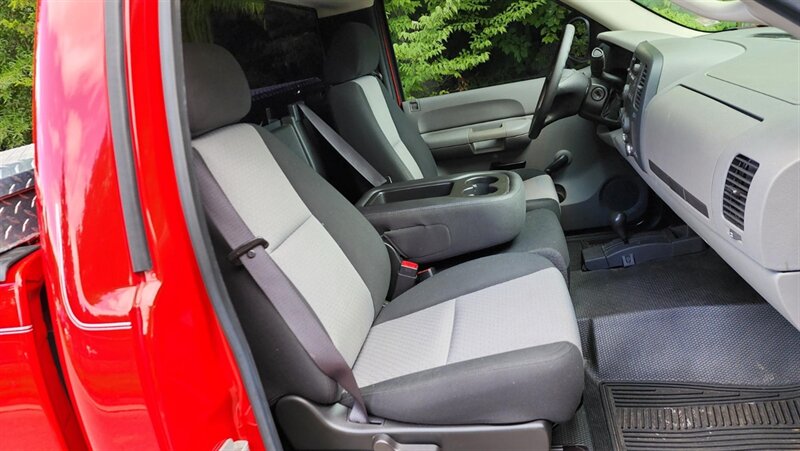 2009 GMC Sierra 1500 Work Truck   - Photo 20 - Manassas, VA 20112