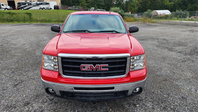 2009 GMC Sierra 1500 Work Truck   - Photo 2 - Manassas, VA 20112