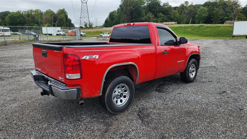 2009 GMC Sierra 1500 Work Truck   - Photo 5 - Manassas, VA 20112