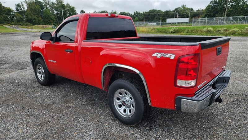 2009 GMC Sierra 1500 Work Truck   - Photo 9 - Manassas, VA 20112