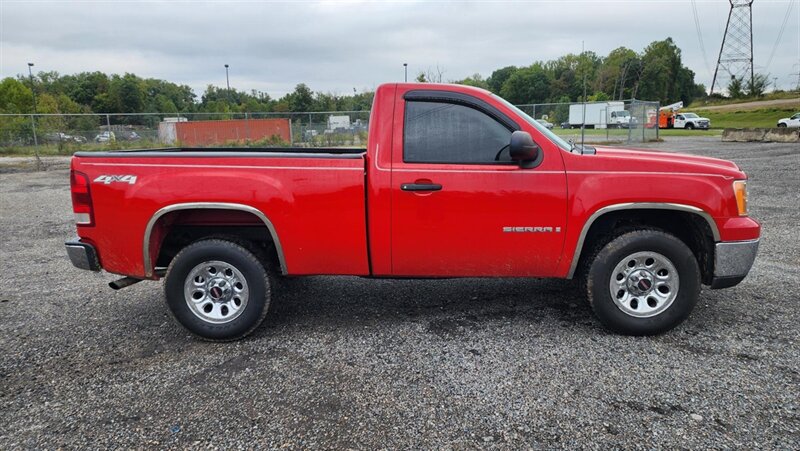 2009 GMC Sierra 1500 Work Truck   - Photo 4 - Manassas, VA 20112