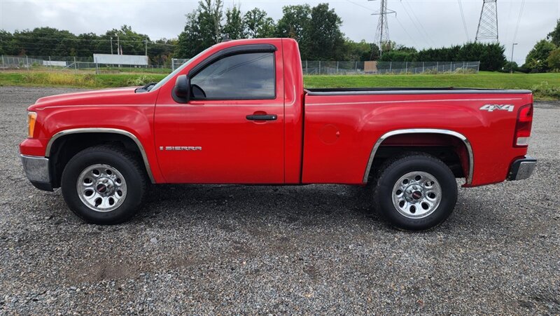 2009 GMC Sierra 1500 Work Truck   - Photo 8 - Manassas, VA 20112