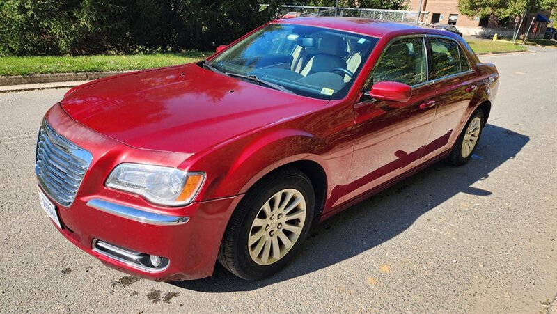 2014 Chrysler 300   - Photo 7 - Manassas, VA 20112