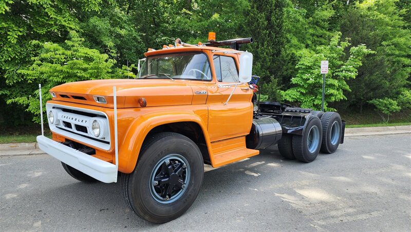 1962 CHEVROLET M80 Semi   - Photo 1 - Manassas, VA 20112